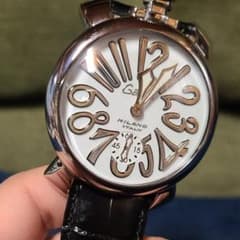 ガガミラノ　４８mm　　ホワイト　シルバーのサムネイル