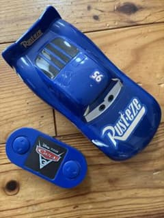 カーズ　マックィーン　ラジコン　ジャンク