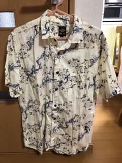 和柄シャツのサムネイル