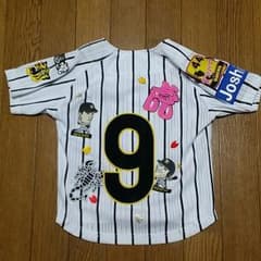 敦子様専用　阪神タイガース　キッズ用ユニフォームのサムネイル