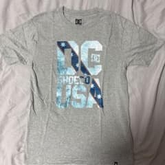 サーフィン！DC SHOECO USA プリント Tシャツ グレー Mのサムネイル