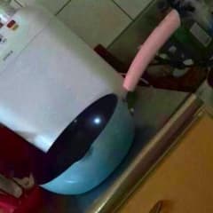 可愛い色のフライパンのサムネイル
