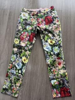 ダブスタ 花柄スリムフィットパンツのサムネイル
