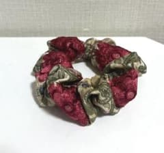 ハンドメイド　シュシュ　ヘアアクセサリー　インド刺繍リボン　花柄　ベージュ - 4