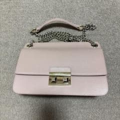 ピンク ショルダーバッグ チェーンストラップ　フルラ　FURLA メトロポリスのサムネイル