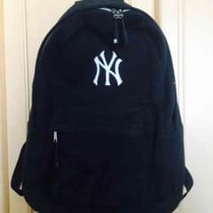 New York Yankeesリュックのサムネイル