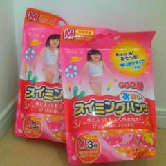 スイミングパンツ 女の子用 Mサイズ 6枚のサムネイル