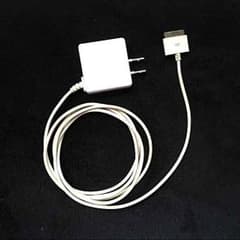 【蝶様☆専用】1.8m iPhone4S充電器 海外対応のサムネイル