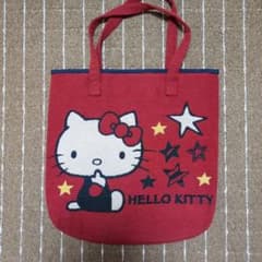 ハローキティの赤いトートバッグのサムネイル