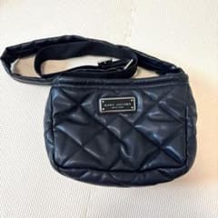 MARC JACOBS マークジェイコブス キルティング ショルダーバッグ 黒のサムネイル