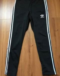 adidas アディダス トラックパンツ 値下げ中！のサムネイル