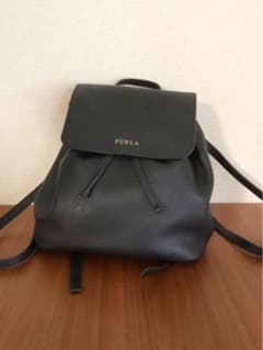 FURLA(フルラ)  リュックサック 黒 レザーのサムネイル