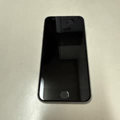 値下げ可能！Apple iPhone SE 本体のサムネイル