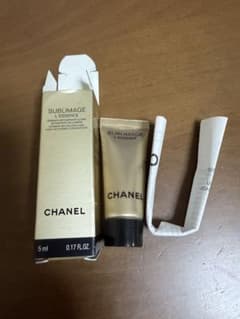 CHANEL サブリマージュ レサンス 美容液 5mlのサムネイル