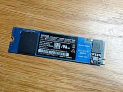 WesternDigital WDBlue SN550 500GB 2592時間 - メルカリ