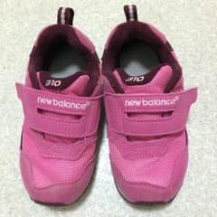 ニューバランス 15.5センチ 女の子のサムネイル
