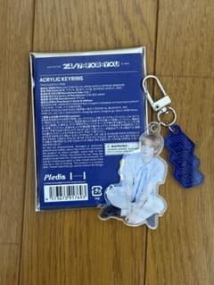 TWS イルツ アクリルキーホルダー ギョンミンのサムネイル