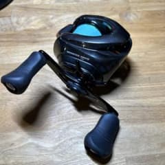 シマノ　18 アンタレスdcmd xg 右ハンドルのサムネイル