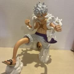 ワンピース モンキー・D・ルフィ ギア5 フィギュアのサムネイル
