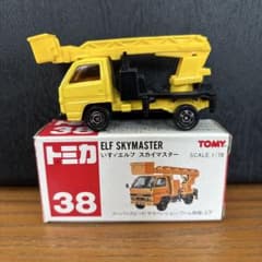 トミカ No.38 いすゞ エルフ スカイマスター - メルカリ