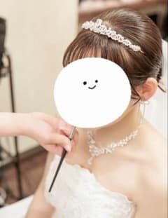ウェディング ティアラ ブライダルアクセサリーのサムネイル