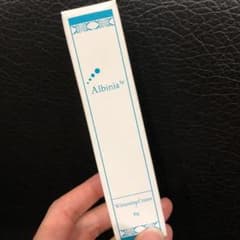 専用　アルバニアsp ホワイトニングクリームのサムネイル