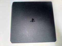 PlayStation 4 本体 ブラック CUH-2001Aのサムネイル