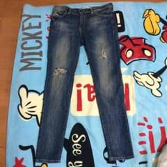 ピッピ様専用です! ZARA ダメージデニムパンツのサムネイル