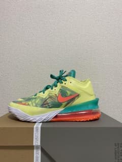 NIKE ナイキ　レブロン18  lowのサムネイル