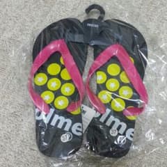 新品未使用！SVOLMEサンダルのサムネイル