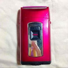 新品☆電気シェーバーのサムネイル