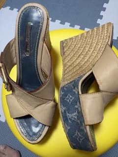 LOUIS VUITTON モノグラムデニム ウェッジソール ミュールのサムネイル