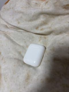 Apple AirPods ホワイトのサムネイル
