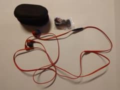 【美品】HyperX Cloud Earbuds　ゲーミングイヤホンのサムネイル