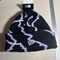 New Era ニット帽 ビーニー ライトニング柄　数回程使用しました。のサムネイル