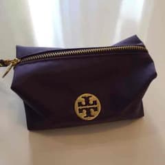 未使用品❤︎トリーバーチのポーチ❤︎のサムネイル