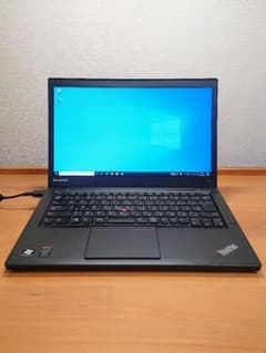 専用 良品君様 ThinkPad T440s Core i5 8GBのサムネイル