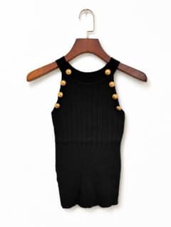 【訳あり新品】ノースリーブ ニット ブラック ゴールドボタンのサムネイル