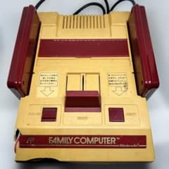 ファミリーコンピュータ HVC-002 ファミコン 本体　ジャンクのサムネイル