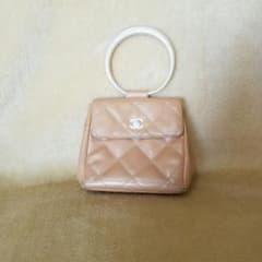 CHANELレア物のサムネイル