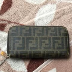 長財布のサムネイル