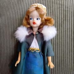 タミーちゃん　ヴィンテージ ドール 人形 ドレス ファー付きのサムネイル