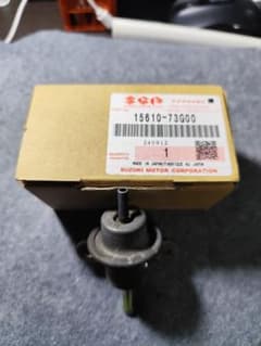 スズキ 純正部品 15610-73G00 本体のサムネイル