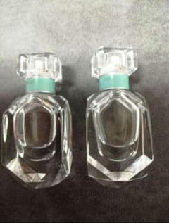 新品 芸能人愛用☆ティファニー オードパルファム モテ香水♡ミニボトル5ml×2のサムネイル