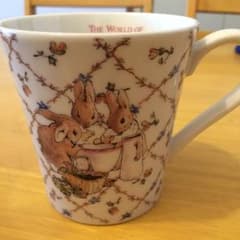 新品☆箱入り☆ピーターラビットマグカップのサムネイル