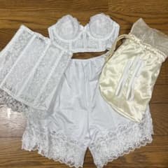 セモアブライダルインナーB70/64美品ファーストオーナー/タカミ