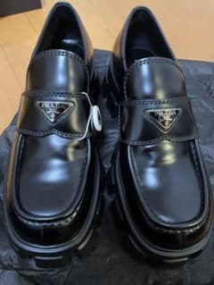 PRADA⭐︎モノリス プラッシュドレザー ローファー⭐︎試着のみ未使用⭐︎38 大人気☆PRADA☆プラダ モノリス ブラッシュドレザー ローファー