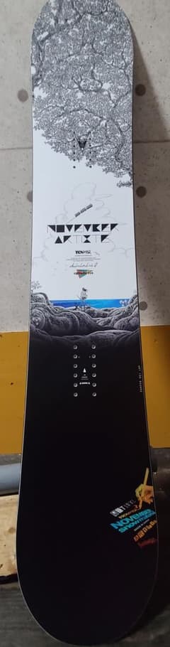 【ととまる様専用】NOVEMBER  ARTISTE20/21モデル 150新品のサムネイル
