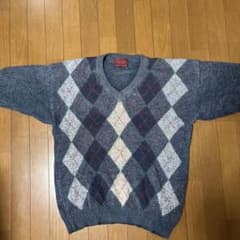 アーガイル柄 Vネックニット セーター　ベストのサムネイル