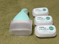 Schick Intuition 本体と替刃セットのサムネイル